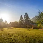 Adrenaline Check キャンプ場 *