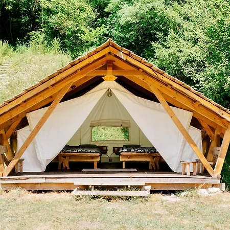 Kemping Adrenaline Check Camping *